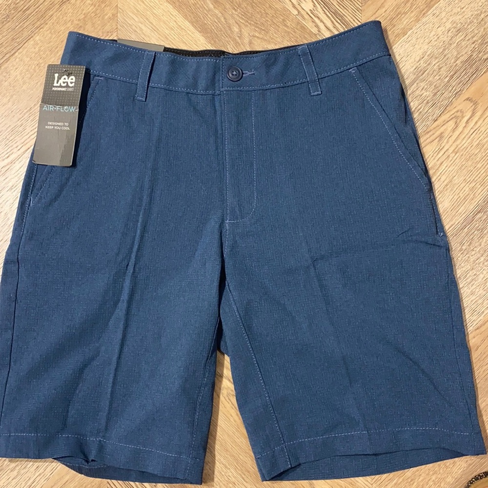 Men’s Lee’s Air Flow Moisture Wicking shorts Size 32 in Navy